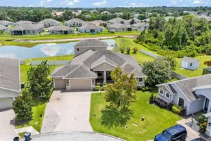 1455 Silver Leaf Dr, Lakeland, FL 33813 - Photo 3