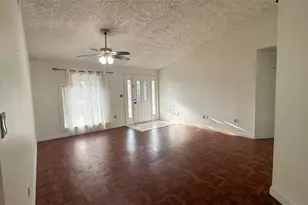 6125 Mountain Lake Dr, Lakeland, FL 33813 - Photo 3