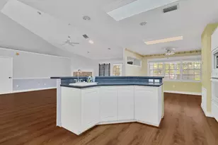 8077 Lake Hatchineha Rd, Haines City, FL 33844 - Photo 11