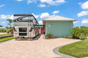 2829 Snowy Egret Dr, Polk City, FL 33868 - Photo 11