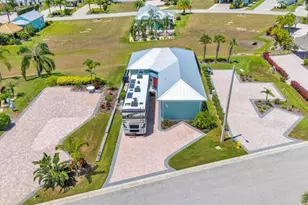 2829 Snowy Egret Dr, Polk City, FL 33868 - Photo 1