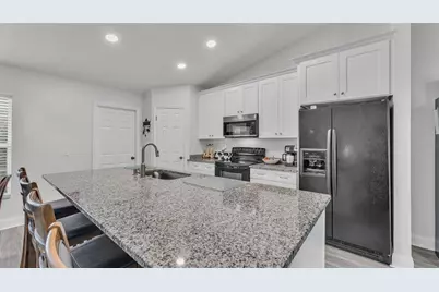 4651 Clubhouse Road, Lakeland, FL 33812 - Photo 9