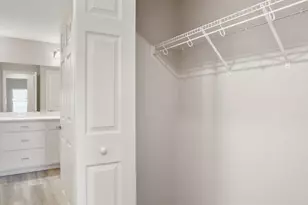 35397 Coventry Fields Loop, Zephyrhills, FL 33541 - Photo 21