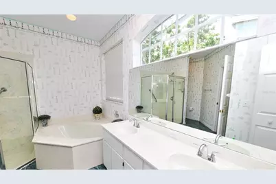 3110 Stonewater Drive #122, Lakeland, FL 33803 - Photo 17