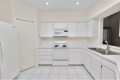 3110 Stonewater Drive #122, Lakeland, FL 33803 - Photo 5