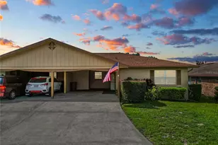 522 Villa Vista Blvd, Lakeland, FL 33813 - Photo 1