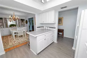 522 Villa Vista Blvd, Lakeland, FL 33813 - Photo 9