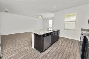 6170 Dolostone Dr, Lakeland, FL 33811 - Photo 13