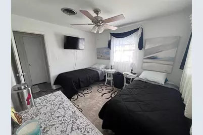 262 Walter Avenue, Frostproof, FL 33843 - Photo 5