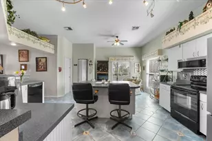 6004 Sanderling Dr, Lakeland, FL 33809 - Photo 11