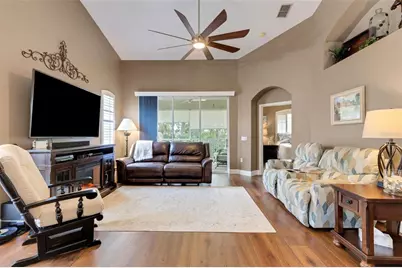 532 Grasslands Village Circle #N/A, Lakeland, FL 33803 - Photo 7