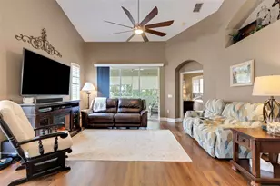 532 Grasslands Village Cir, Lakeland, FL 33803 - Photo 7