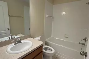 4180 Shadetree Ln, Lakeland, FL 33812 - Photo 11