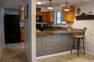 1836 N Crystal Lake Dr, Lakeland, FL 33801 - Photo 11
