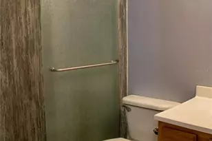 1836 N Crystal Lake Dr, Lakeland, FL 33801 - Photo 23