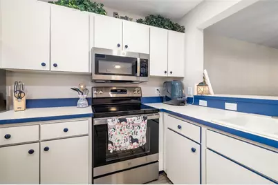 135 Wild Palm Drive, Bradenton, FL 34210 - Photo 7