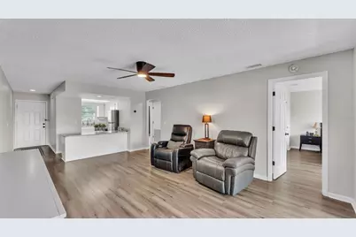 6056 Topher Trail, Mulberry, FL 33860 - Photo 3