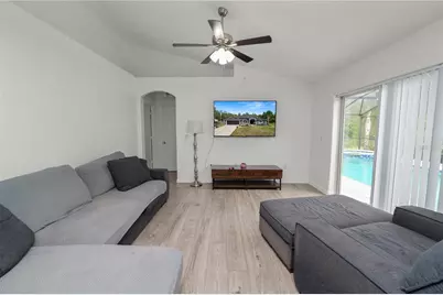 18231 Commonwealth Avenue N, Polk City, FL 33868 - Photo 9