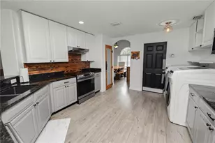 18231 Commonwealth Ave N, Polk City, FL 33868 - Photo 17