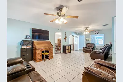 1200 Lucerne Loop, Winter Haven, FL 33881 - Photo 9