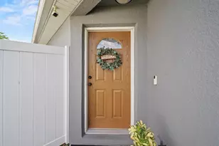 3333 Winchester Estates Cir, Lakeland, FL 33810 - Photo 3