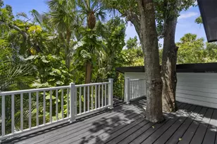 1702 Spoonbill Dr, Nokomis, FL 34275 - Photo 21