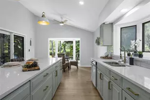 1702 Spoonbill Dr, Nokomis, FL 34275 - Photo 11