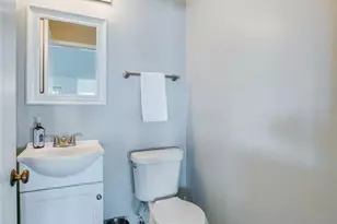 1633 Riverside Dr, Daytona Beach, FL 32117 - Photo 9