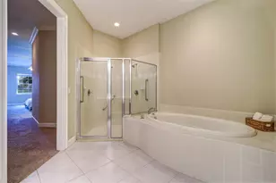 2804 Prestwick Dr, Lakeland, FL 33803 - Photo 15