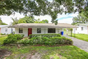 545 Young Pl, Lakeland, FL 33803 - Photo 1