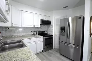 1920 E Edgewood Dr, Lakeland, FL 33803 - Photo 13