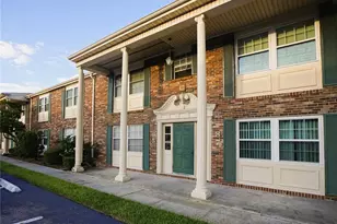 1920 E Edgewood Dr, Lakeland, FL 33803 - Photo 1