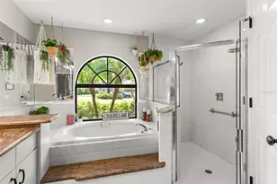 2702 Pine Club Dr, Plant City, FL 33566 - Photo 21