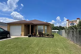 2418 N Crystal Lake Dr, Lakeland, FL 33801 - Photo 1