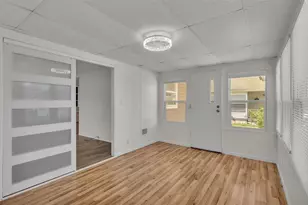 34704 Sweetpea Ln, Zephyrhills, FL 33541 - Photo 13