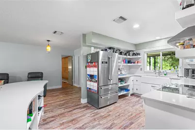 628 Shady Nook Drive, Brandon, FL 33511 - Photo 13