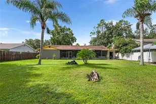 628 Shady Nook Dr, Brandon, FL 33511 - Photo 5