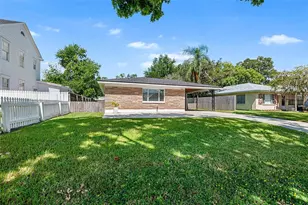 821 Hollingsworth Rd, Lakeland, FL 33801 - Photo 3