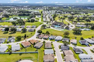 3279 Pebble Bend Dr, Lakeland, FL 33810 - Photo 43