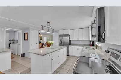 3279 Pebble Bend Drive, Lakeland, FL 33810 - Photo 5