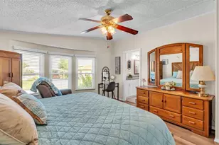 3279 Pebble Bend Dr, Lakeland, FL 33810 - Photo 17