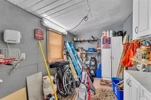 3279 Pebble Bend Dr, Lakeland, FL 33810 - Photo 31