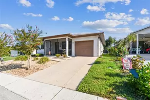 2324 Sea Island Circle S, Lakeland, FL 33810 - Photo 3