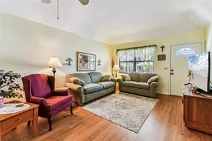 2324 Sea Island Circle S, Lakeland, FL 33810 - Photo 9