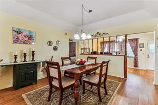 2324 Sea Island Circle S, Lakeland, FL 33810 - Photo 11