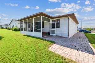 2324 Sea Island Circle S, Lakeland, FL 33810 - Photo 9