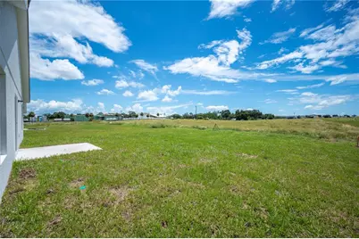 106 9th Street E, Frostproof, FL 33843 - Photo 15