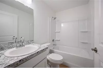 106 9th Street E, Frostproof, FL 33843 - Photo 5