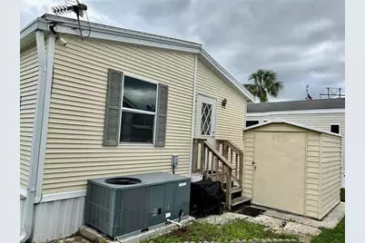 1120 Palmetto Lane, Bowling Green, FL 33834 - Photo 3