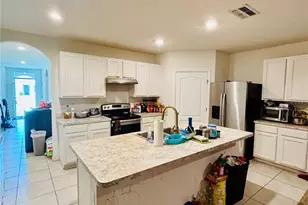 352 Alexzander Way, Winter Haven, FL 33881 - Photo 5